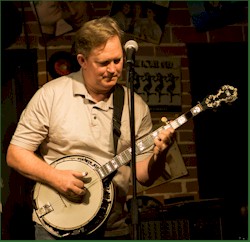 Dan Lakeman (AKA the "banjo man") picking a mean banjo.