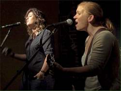 Lindsey Hinkle & Kelli Johnson Lindsey Hinkle & Kelli Johnson