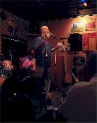 Chuck King does "Satchmo!" Chuck King does "Satchmo!"