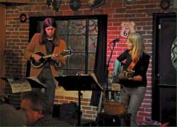 Jason Bailey & Lolly Lee Jason Bailey & Lolly Lee